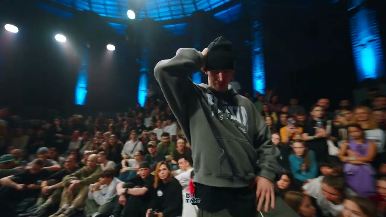 Bogdan The Flava vs Girl Bazz | TOP 12 | HH PRO | DISTANT FLOW