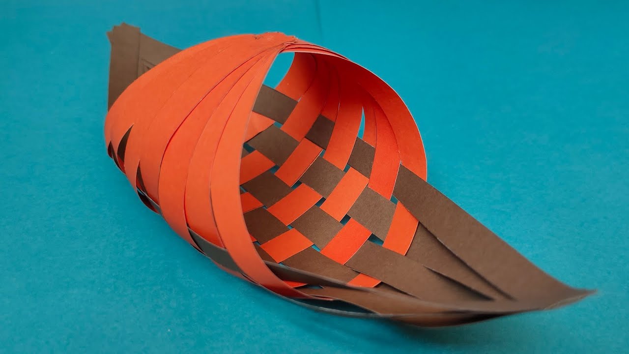 Paper quilled boat - Onathoni - Onam special decor - Paper crafts - how to make paper quilled boat ⛵