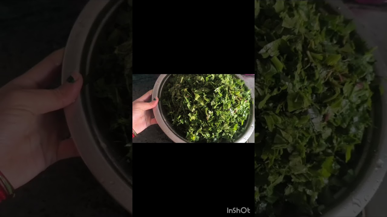 "सरसों, पालक और बथुआ का रसेदार साग। सर्दियों की हेल्दी रेसीपी"