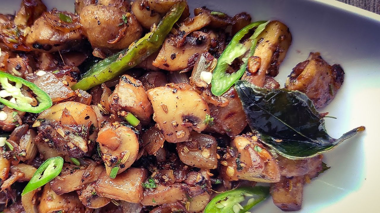 Restaurant Style Mushroom Pepper Fry recipe|pepper mushroom | how to make crispy pepper fry mushroom