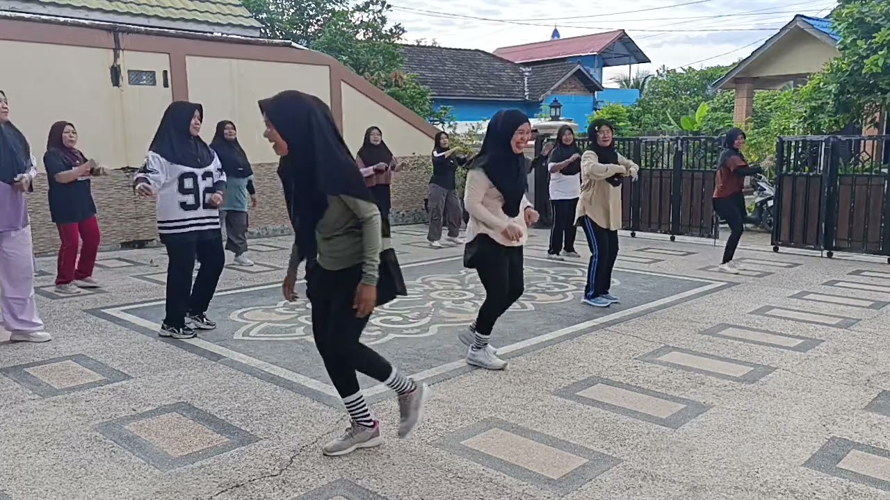 Door doorrrrrrrt