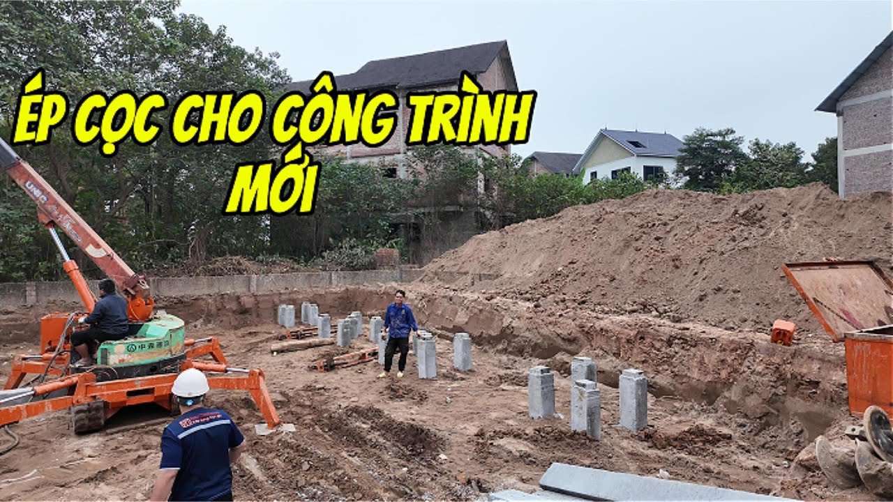 Thi công ép cọc cho công trình mới ở Mê Linh dịp giáp Tết Bính Ngọ