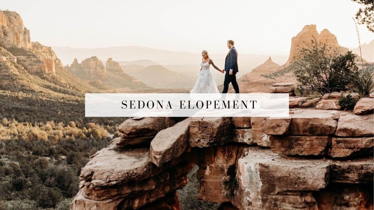 SEDONA ELOPEMENT AT MERRY GO ROUND ROCK | INTIMATE WEDDING