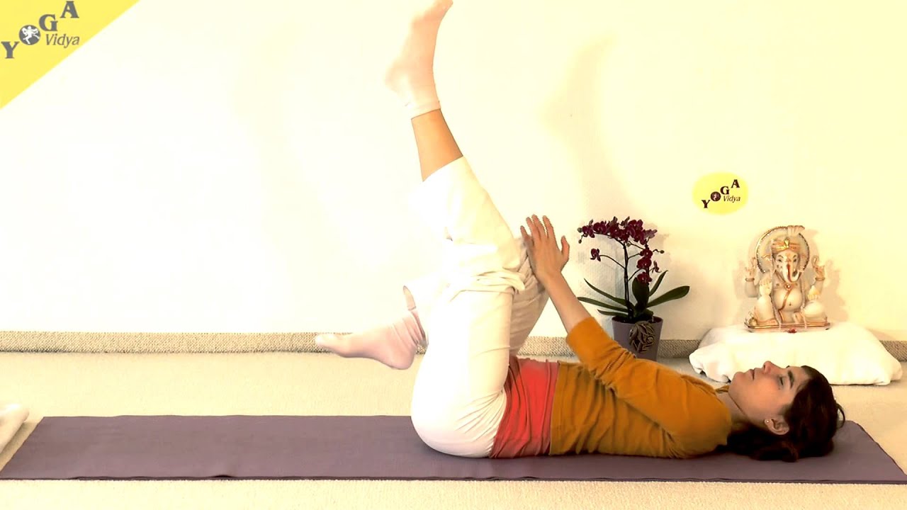 Entspannte Yogastunde für den Rücken