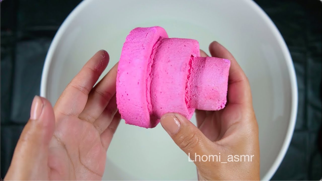 Neon Pink and Green Hydrophobic Tiered Cake | Water Crush