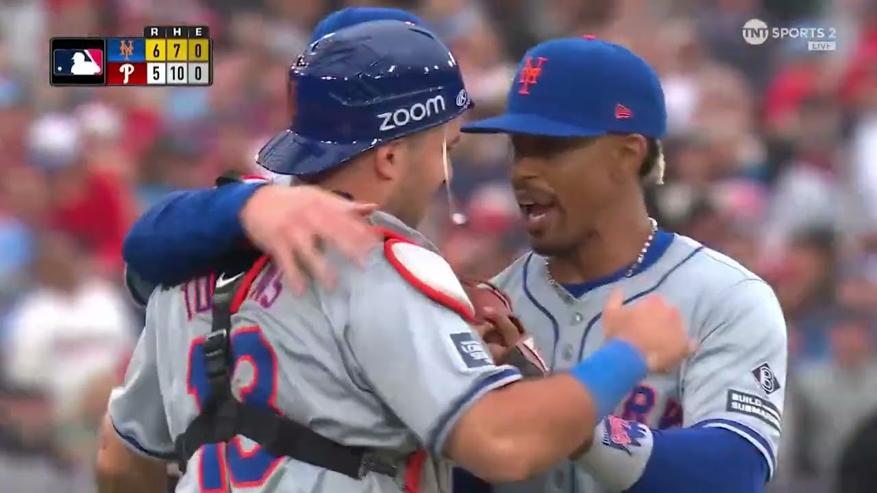 British Call of the Last Out in the London Series is SMASHING!