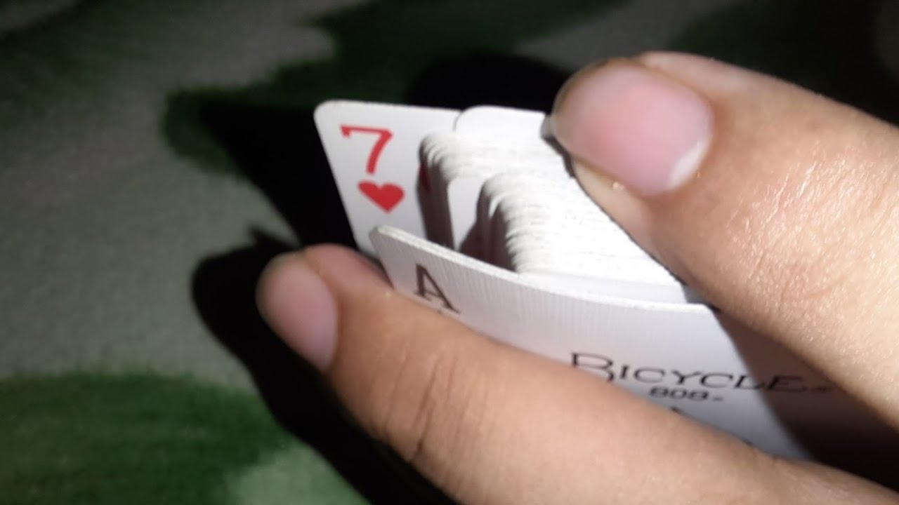 Beginner's Guide to False Dealing: Learn the Straddle Grip Bottom Deal (Easy!)