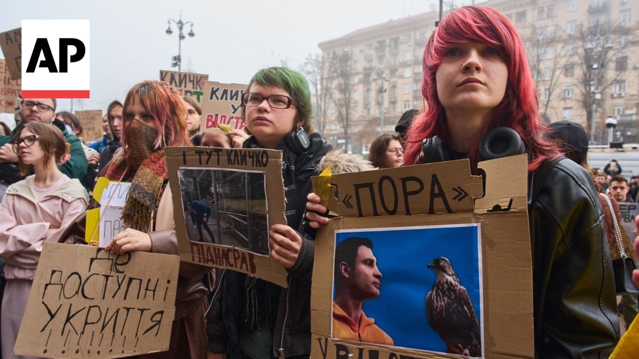 Ukrainians demand Kyiv Mayor Vitali Klitschko's resignation