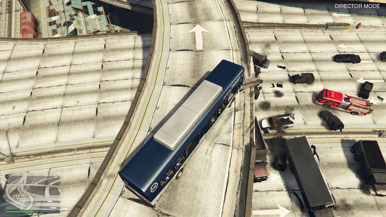 INSANE GTA 5 GLITCH – NPCS DRIVE OFF OVERPASS & EXPLODE! 🤯CAR GO BOOM CRASH TEST CAR GUN MODE