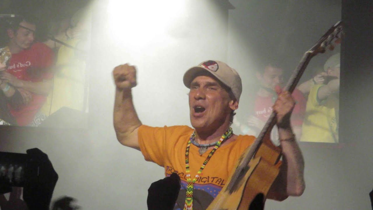 Manu Chao Vivir sin ti Mi vida La despedida Pinocchio Coopérative de mai Clermont-Ferrand avril 2022