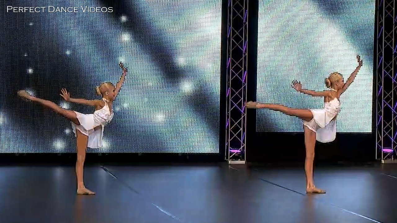 Kyla Laufer, Sophia Laufer / Footprints