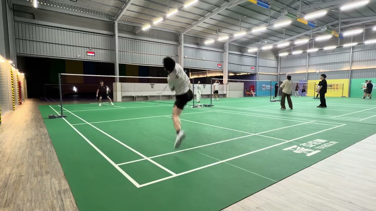 亞柏林二館羽球單打練習賽 小歐vs林君瑋