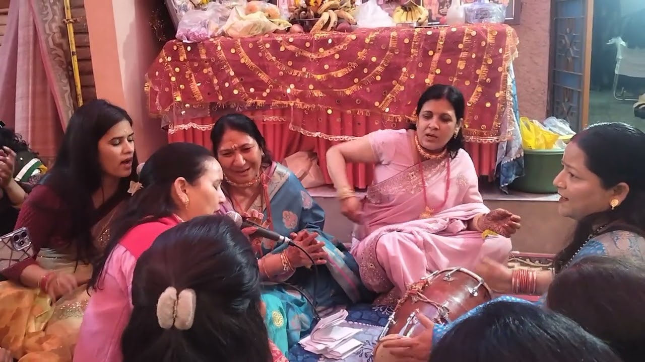 डमरू वाले कहा सो रहा है🙏🏻🙏🏻#viralvideo #trending #bholenath #bhajankirtan 