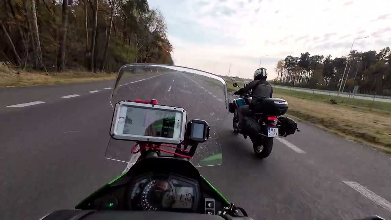 CFMoto 450MT vs Kawasaki Versys-X 300 &mdash; Full Acceleration & Performance Test