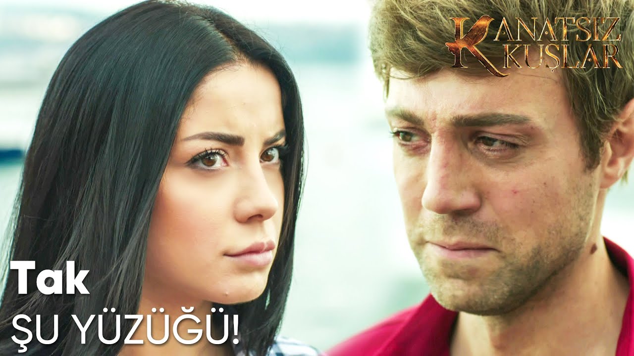 Zeynep'e zorla yüzüğü taktırdı - Kanatsız Kuşlar 8. Bölüm