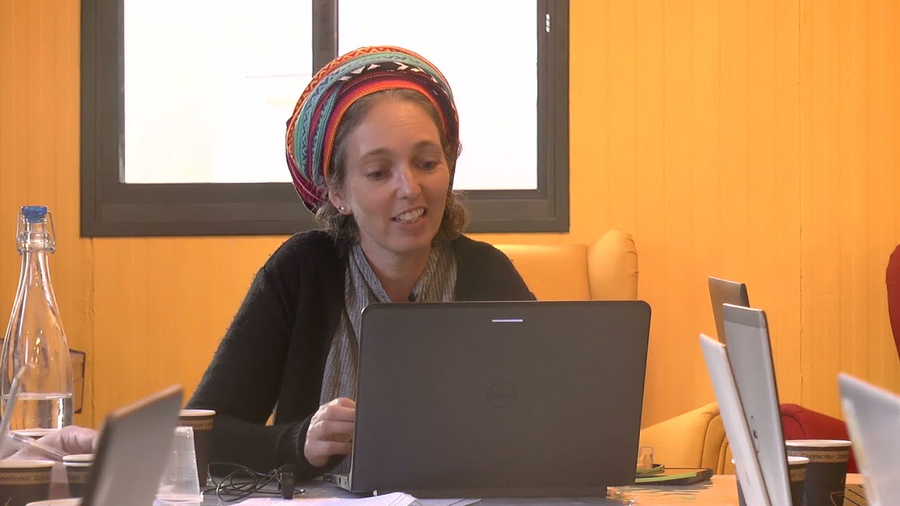 הרבנית כרמית פיינטוך: השמרנות ואתגרי המשפחה