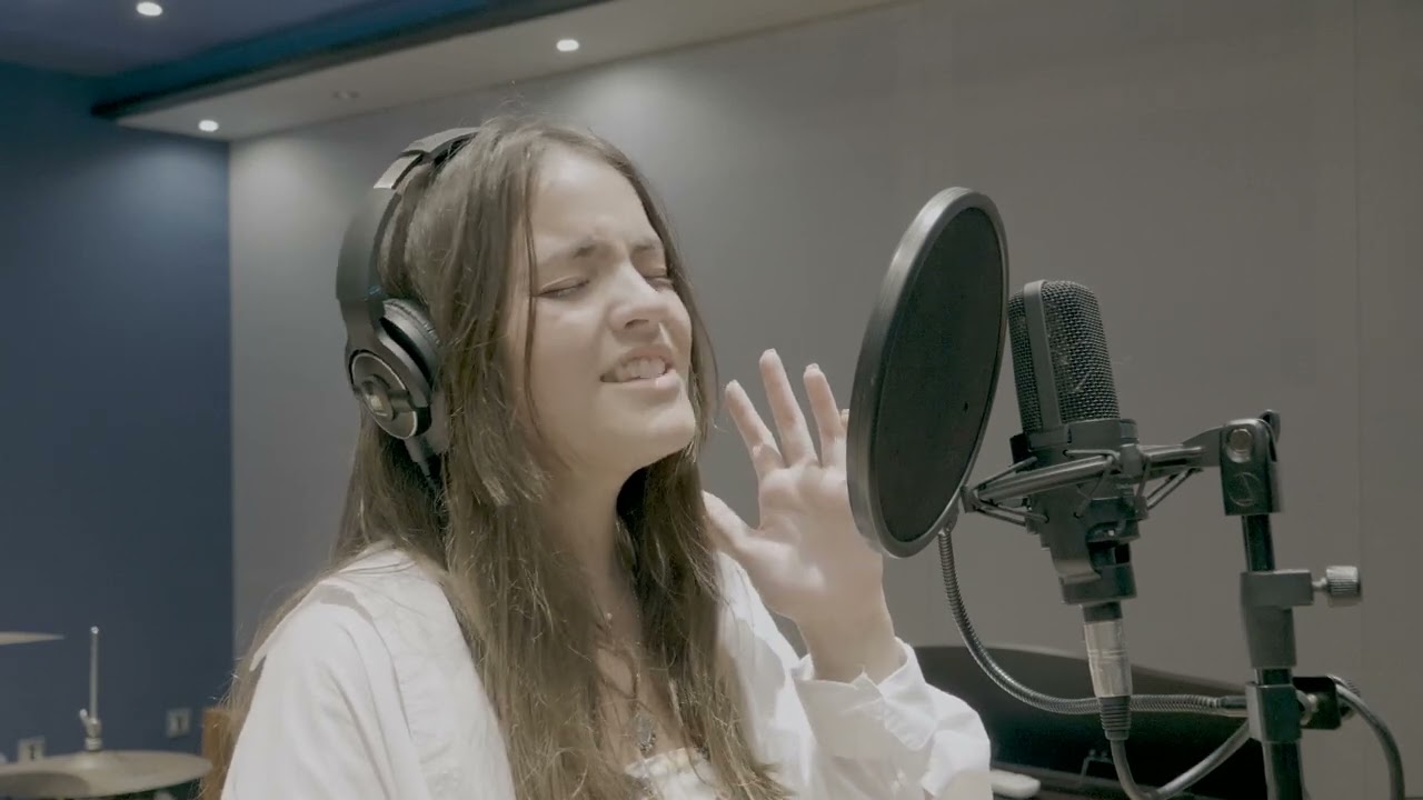 Júlia Ochôa- Always Remember Us This Way (Lady Gaga Cover)