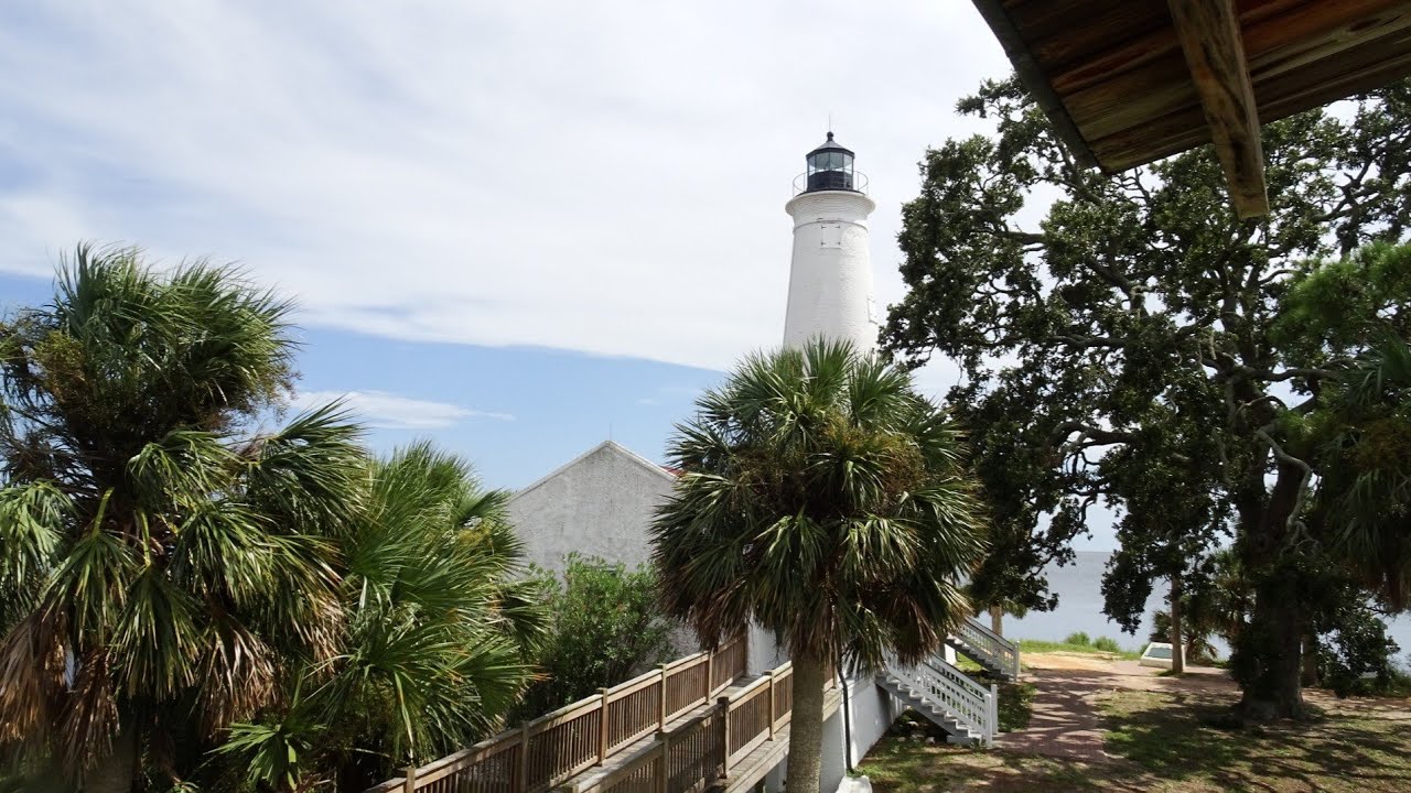 Touring The Lighthouse Keeper's Quarters | St Marks