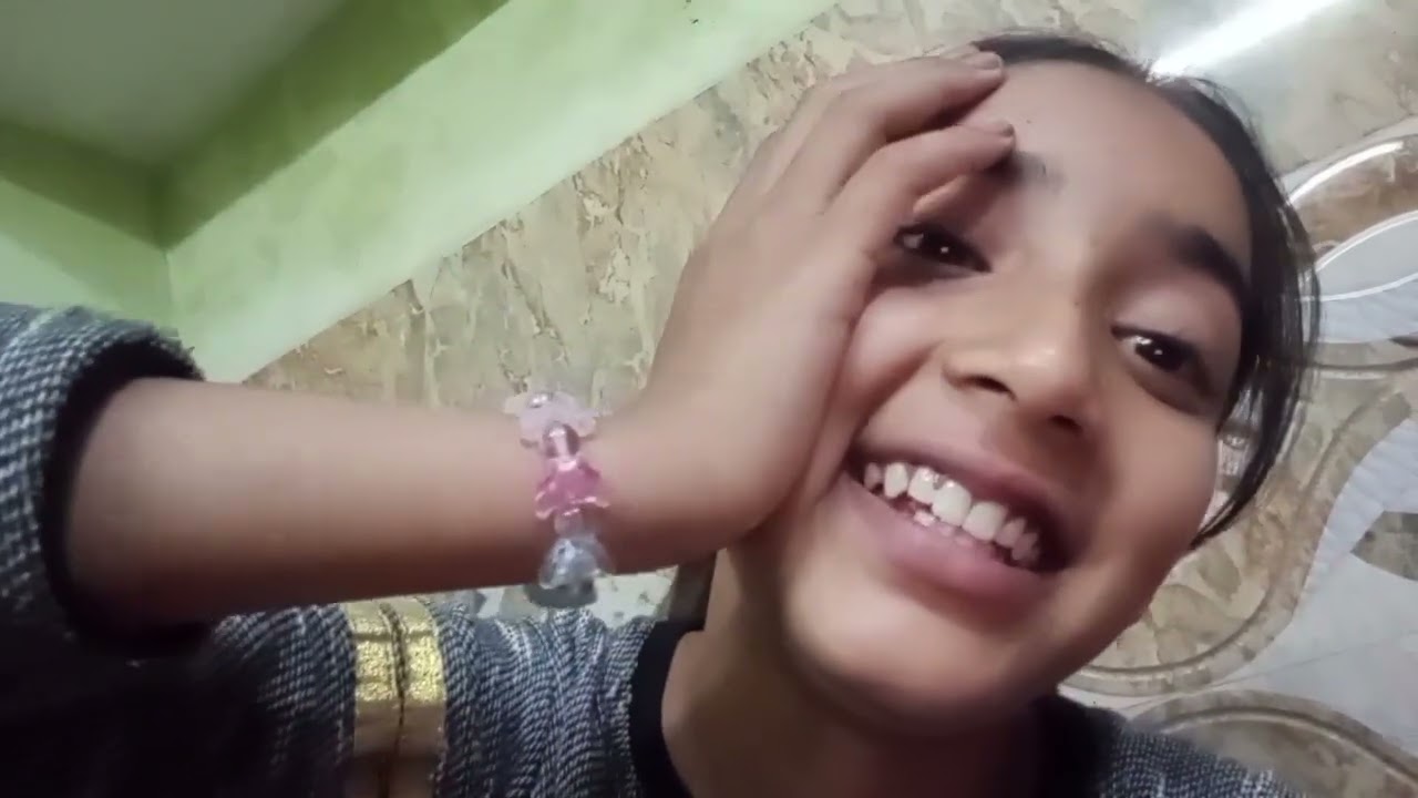 Aaj mea ne sunaya gana 🤣