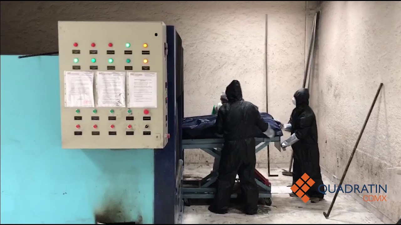 Los últimos minutos de un cuerpo Covid en el Panteón de San Isidro
