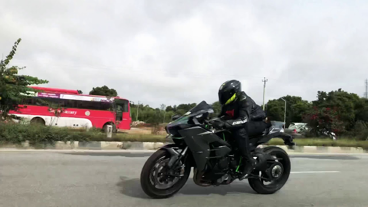 The one & only Kawasaki ninja h2 VANDEMON racing exhaust in India.
