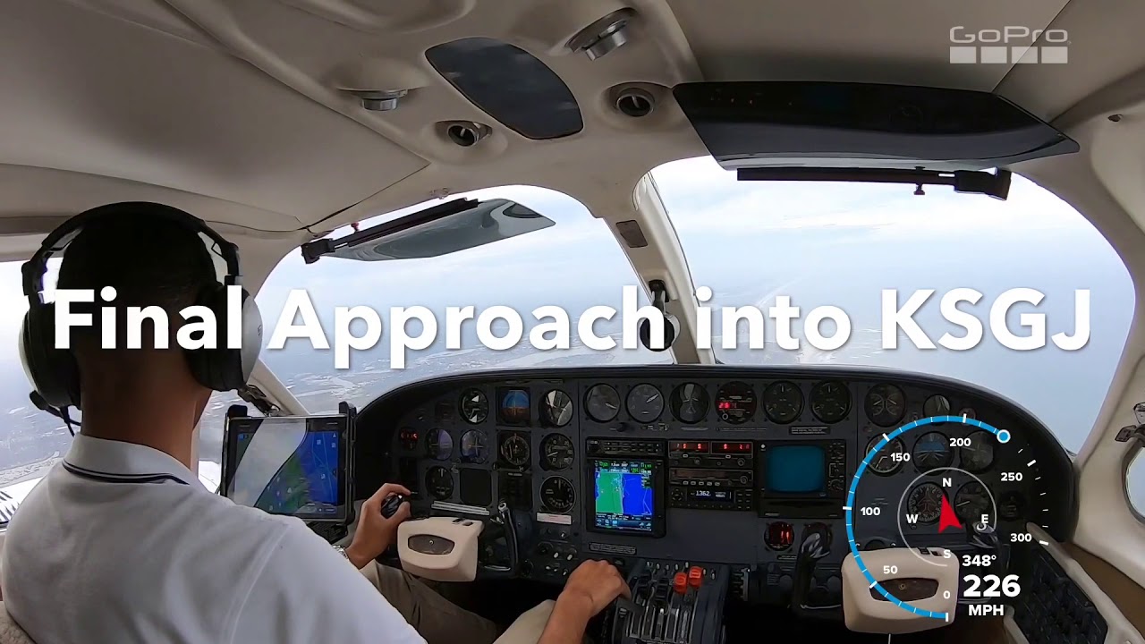 Cessna 414 Landing in St. Augustine