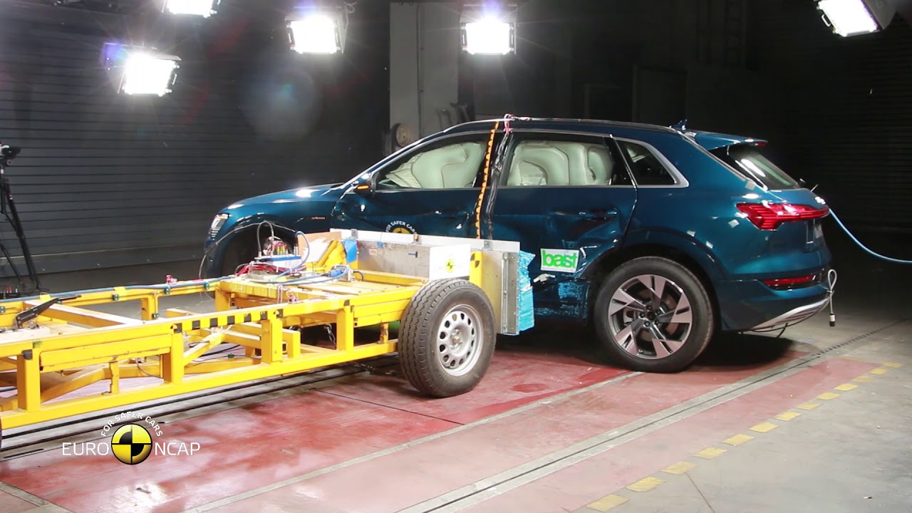 Euro NCAP Crash Test of Audi e-tron 2019