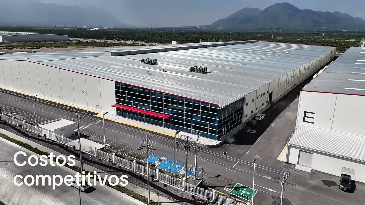 Somos Constructora GRCC; Vamos mas allá de construir naves industriales