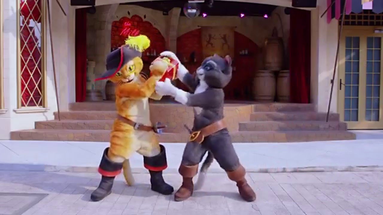 Happy Holidays from Universal Studios Singapore and Resorts World Sentosa