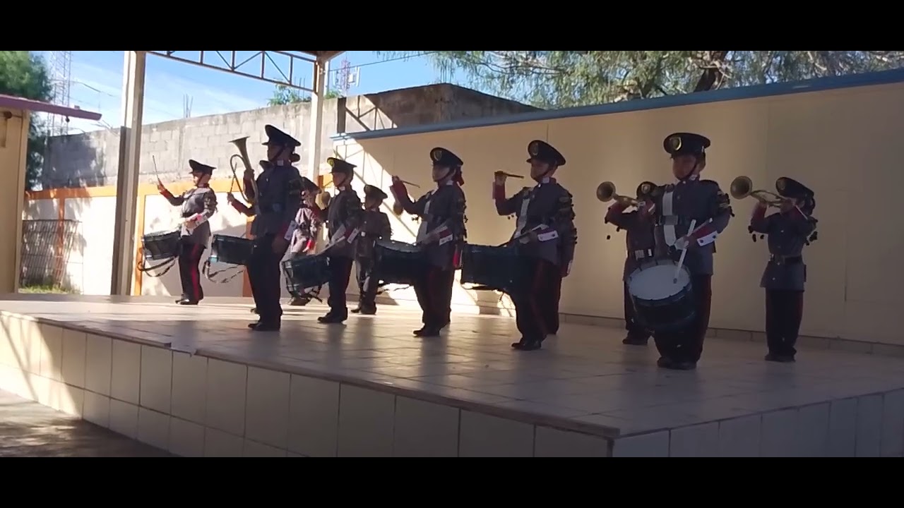 Banda de Guerra Club de Leones de Matamoros tamps orgullosamente....