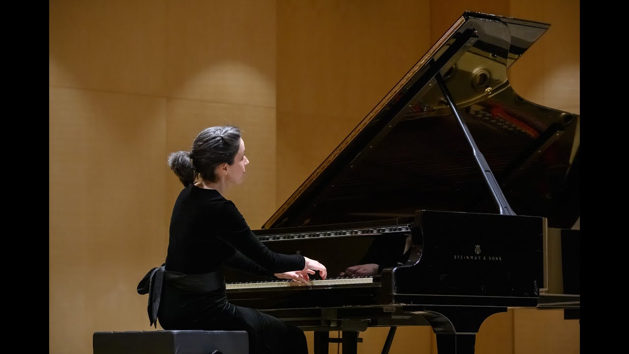 Isaac Albéniz: Castilla - Alba Ventura, piano