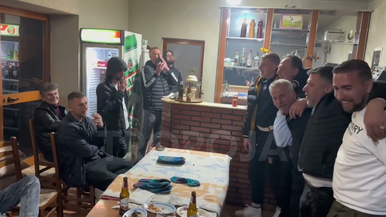 Kanga e kapuçave,loja tradicionale e Malsorve.TROPOJE MARS 2023