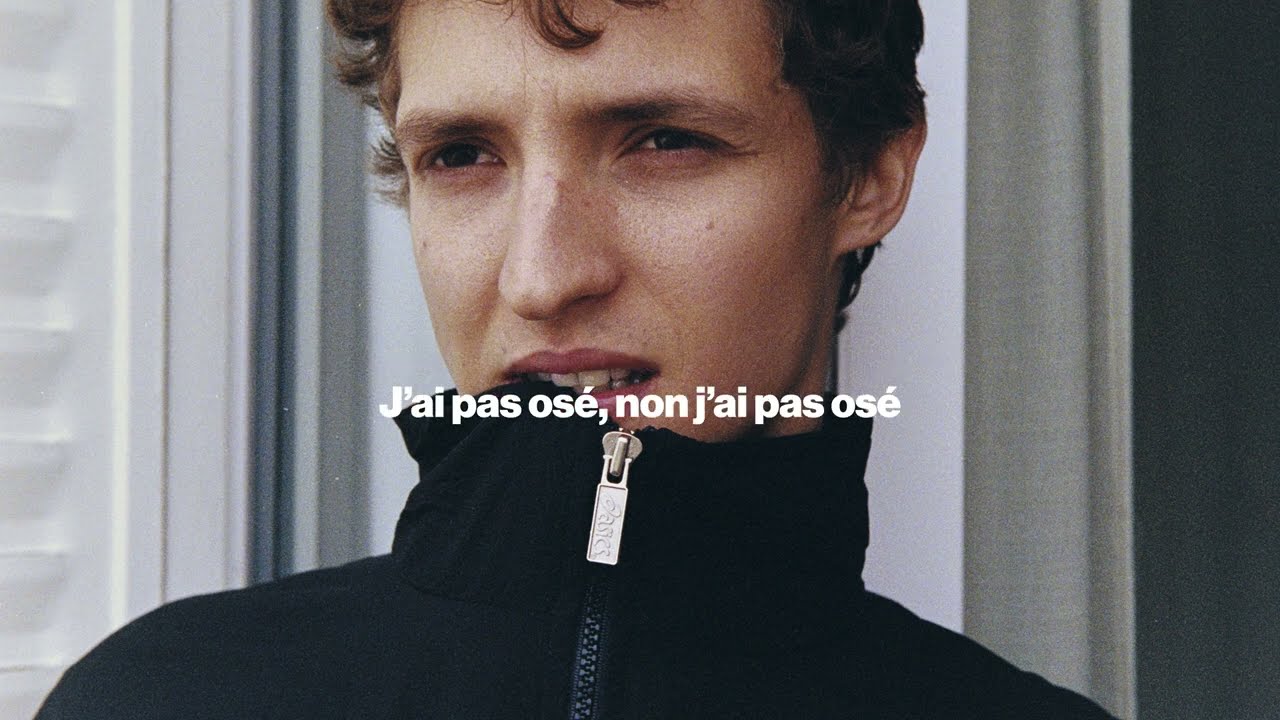 Aliocha Schneider - Avant Elle [Lyrics video]