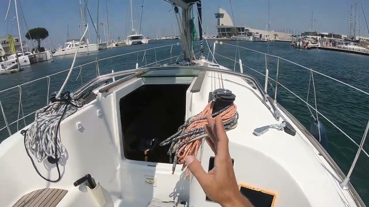 Manoeuvre d'appareillage depuis Port Camargue, visite du port