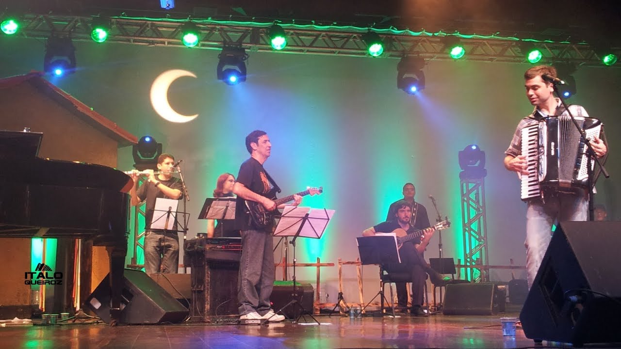 Ítalo Queiroz - No meu pé de serra - DVD Ninguém pode danças só