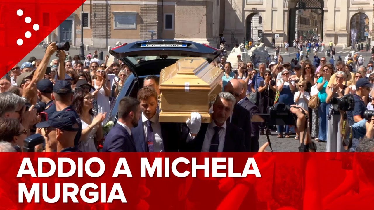 LIVE Addio a Michela Murgia, i funerali a Roma: diretta video