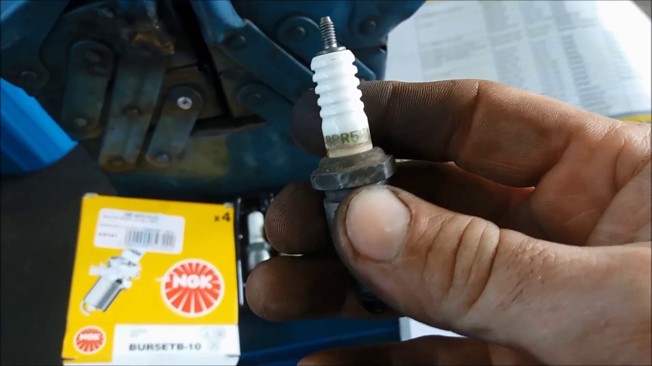 GOL MI AP 98 - Marcha lenta irregular e motor desligando. (19/10/17)