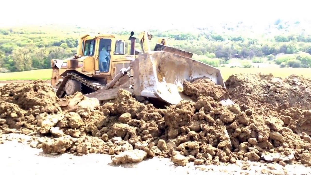 CAT D8N