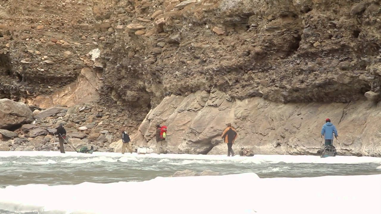 Chadar, the frozen path to Zangla, 2011
