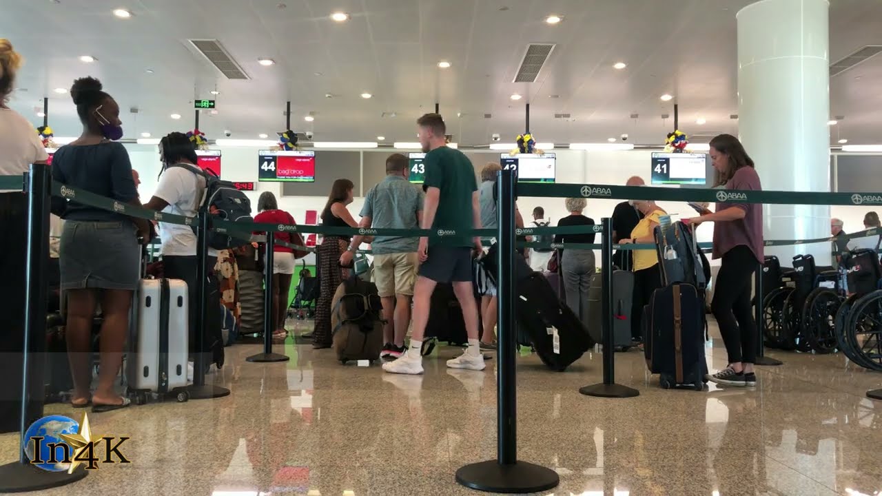 V. C. Bird International Airport (ANU))