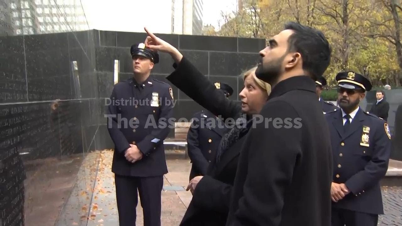 New York mayor-elect, police commissioner appear together after announcing she will stay on