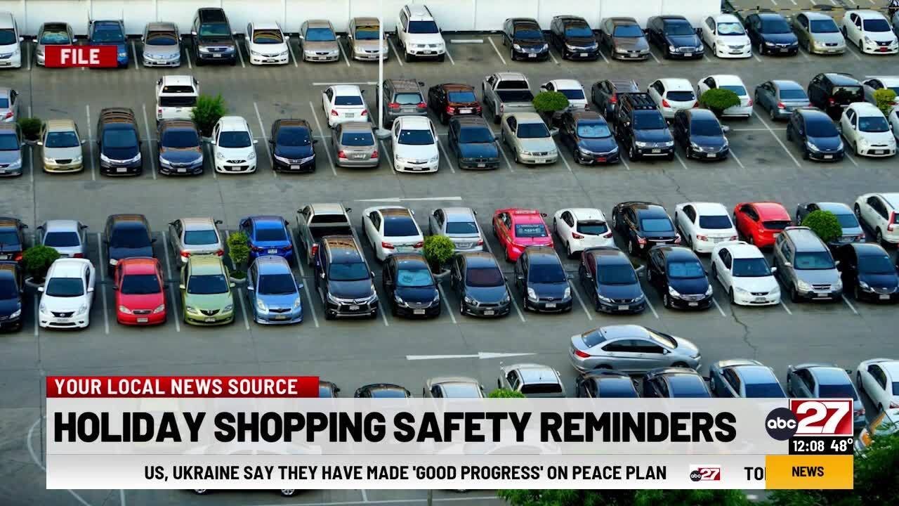 Holiday shopping safety reminders