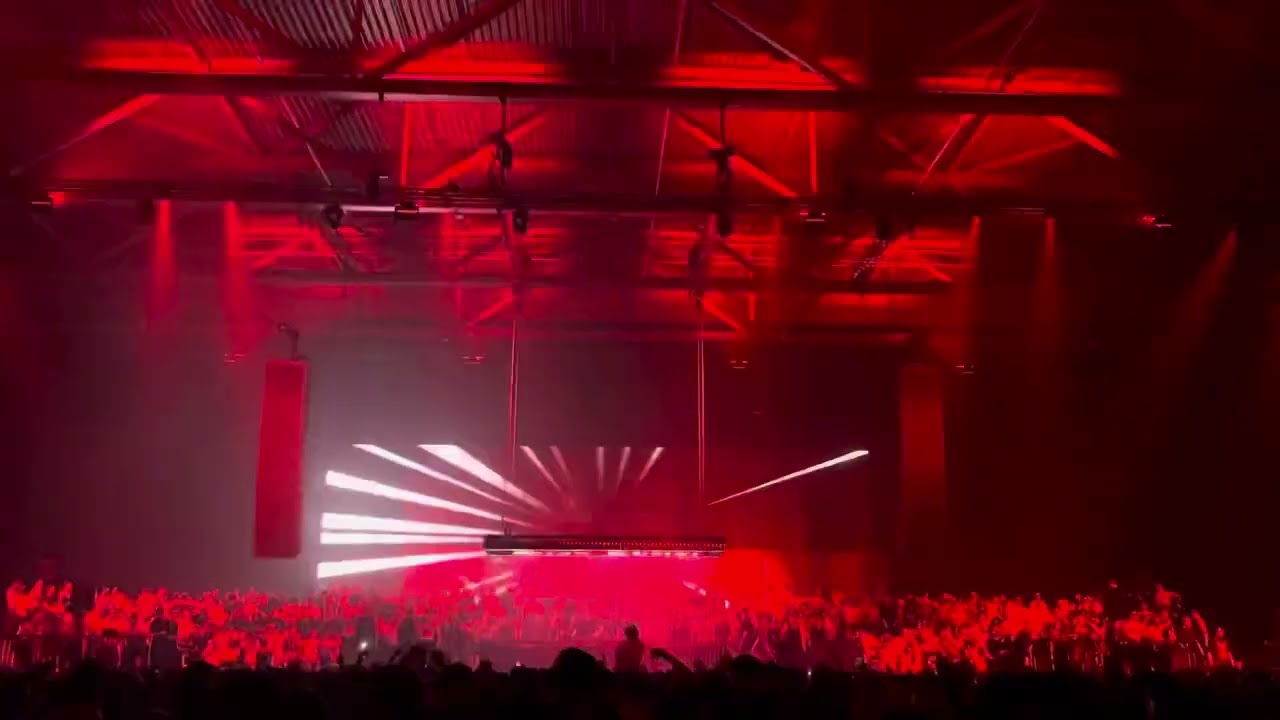 UNREAL x FREE YOUR MIND Breda