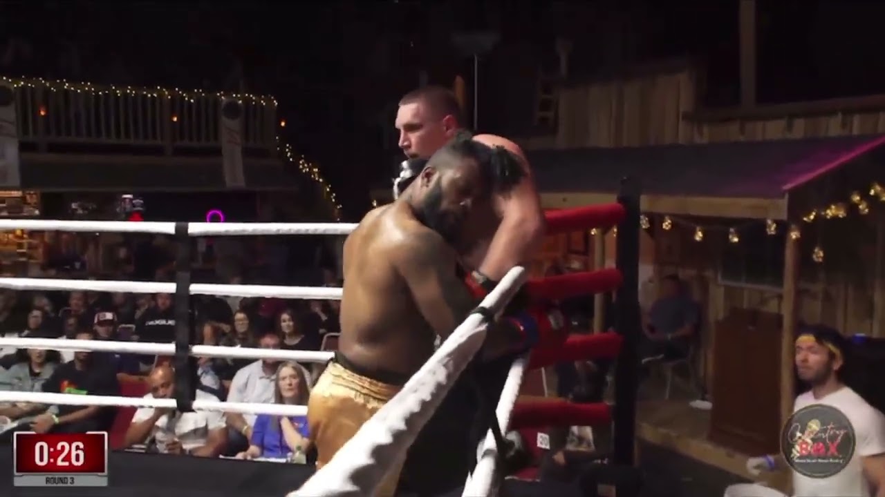 Vladyslav Sirenko 🆚 Keith Barr highlights on country box June 4, 2024 ￼￼￼￼