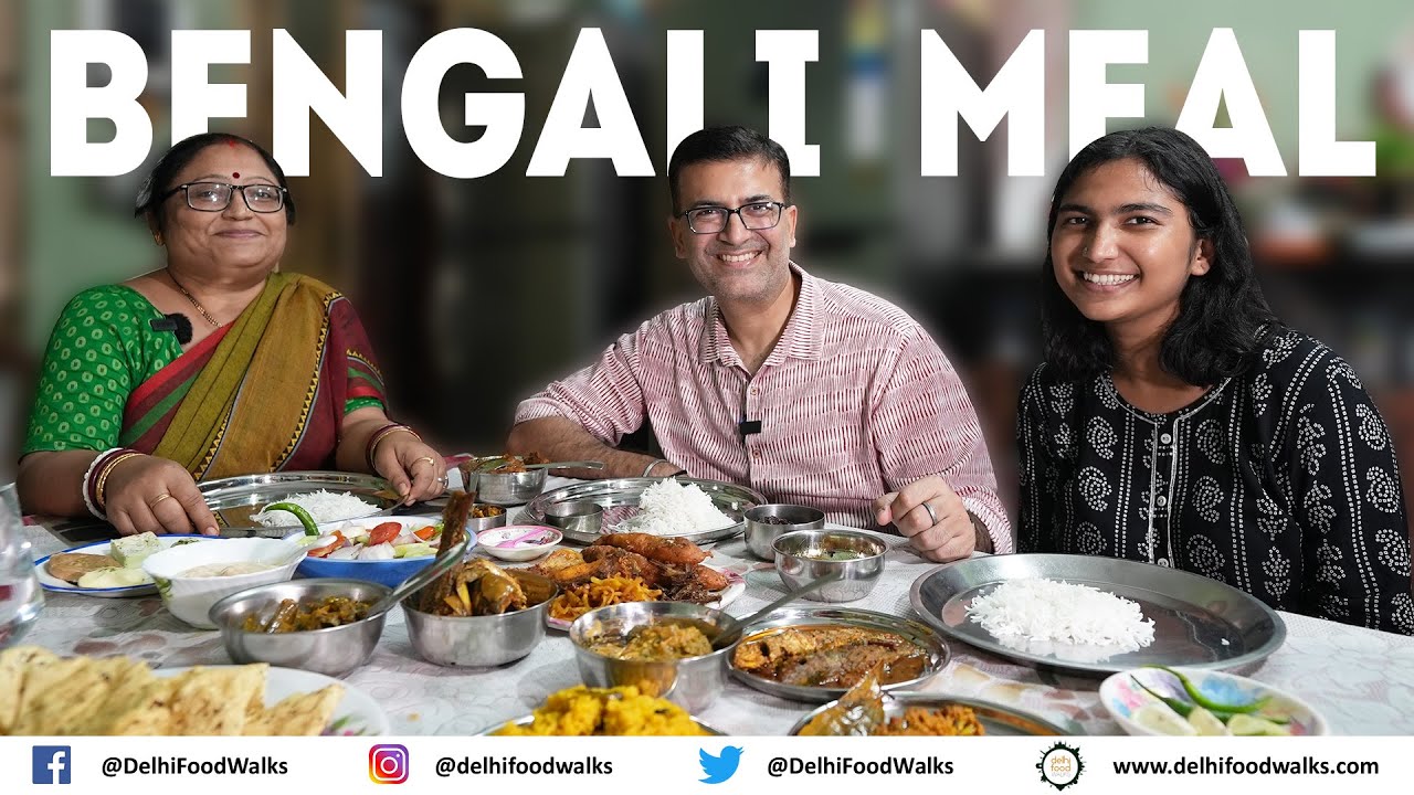बंगाल के कोलकाता में बंगाली घर का खूब भालो बंगाली खाना l Huge Home Cooked Bengali Food in Kolkata