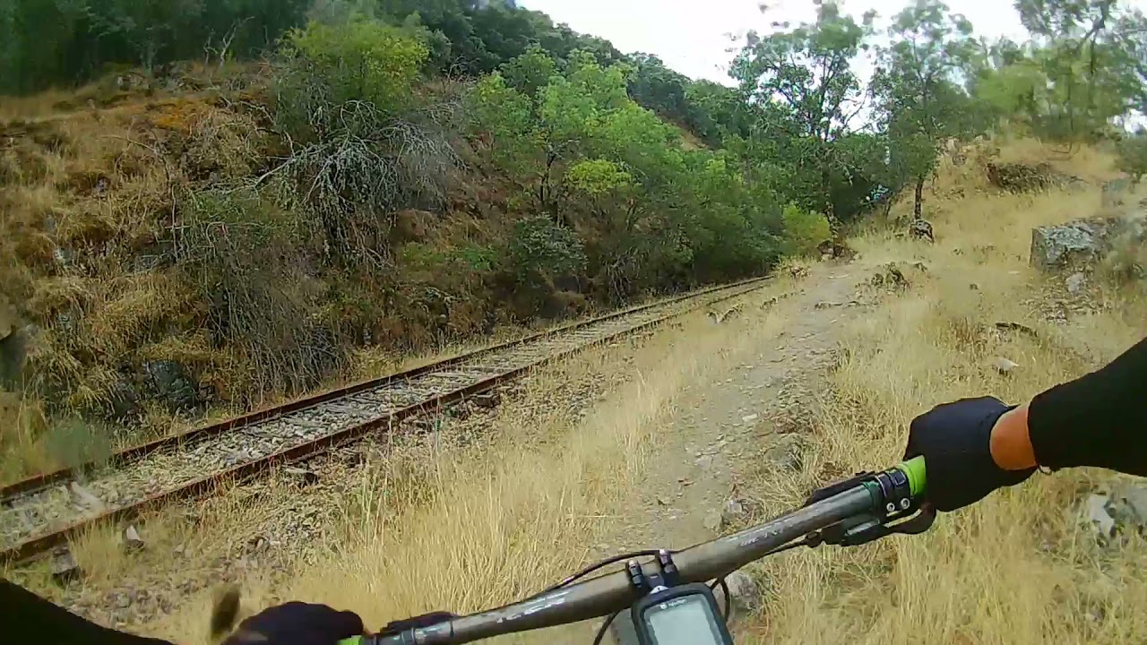 LEDRADA callejas y antigua vía férrea (próxima vía verde)