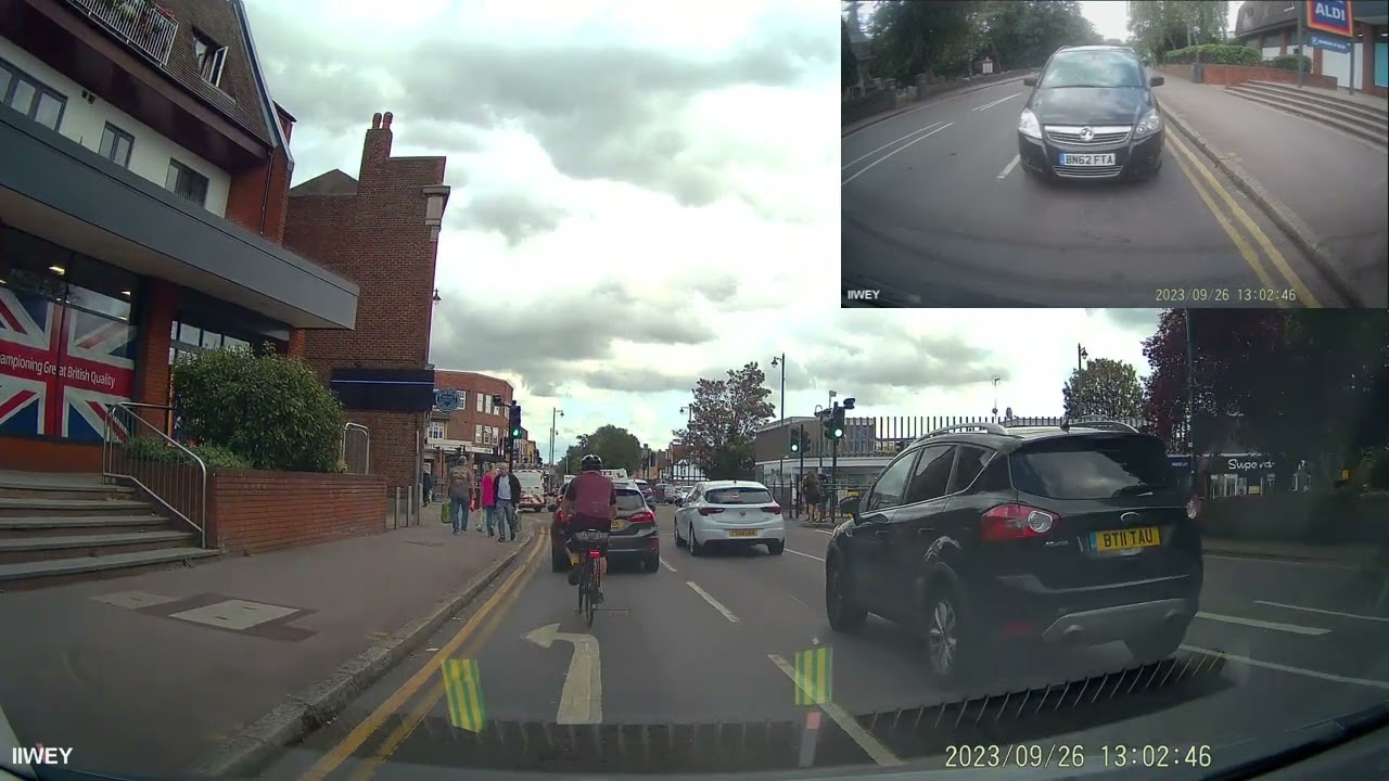 Olena 12:45. Hornchurch Pass.
