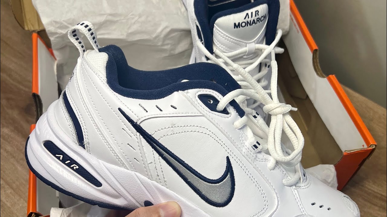 Sneaker Unboxing | Nike Air Monarch IV
