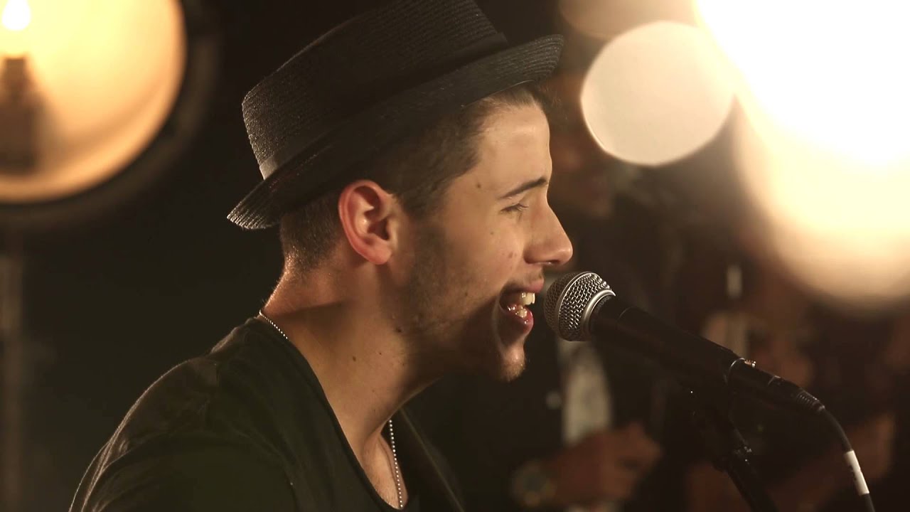 Nick Jonas sings 