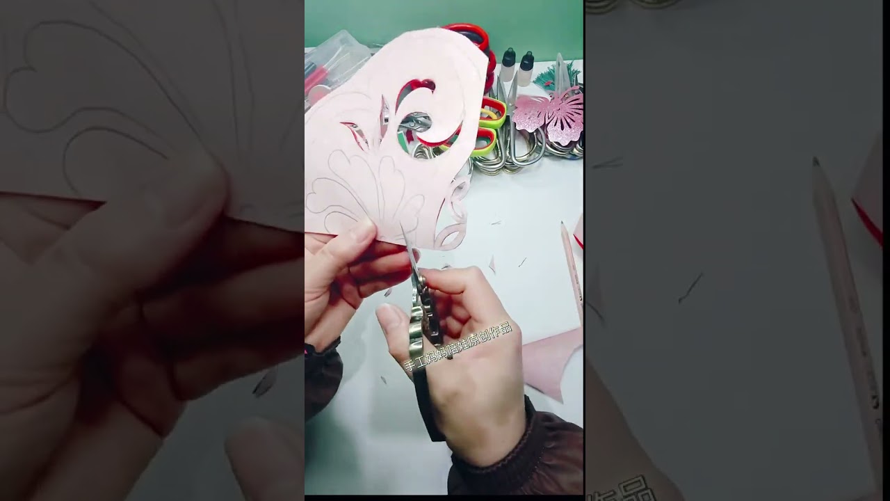 #Paper-cutting#上热搜 #Here comes the two-fold paper-cutting tutorial documenting real life f